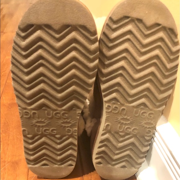 Ugg Suede and Shearling-Lined Boots with Trim - Picture 8 of 8